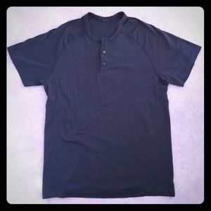 Short sleev Metal Vent Henley